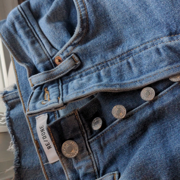 SOLD Re/Done 90s High Rise Ankle Crop in Worn Bright Blue - Picture 8 of 9